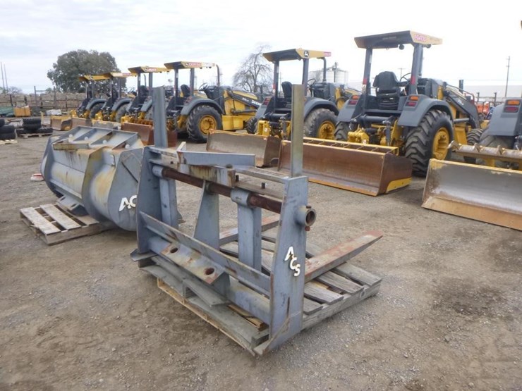 john-deere-444h-image-3