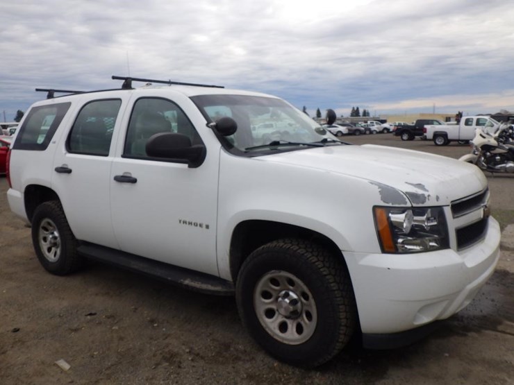 2008-chevrolet-tahoe-image-2