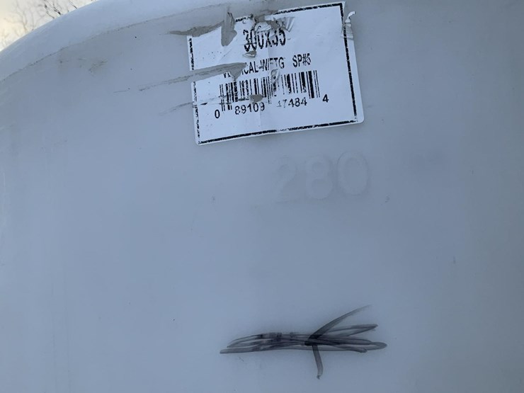 #216-•-poly-tank-image-5