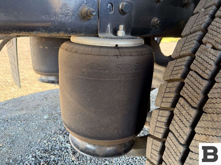 2010-international-durastar-4400-image-36