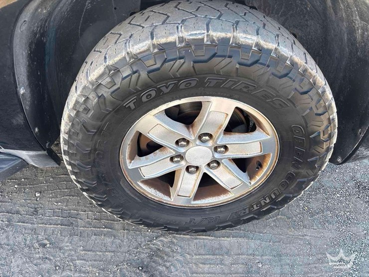 2014-gmc-yukon-image-32