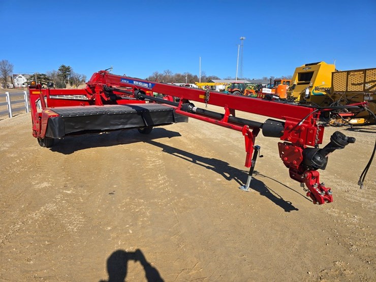 2021-new-holland-313-image-9