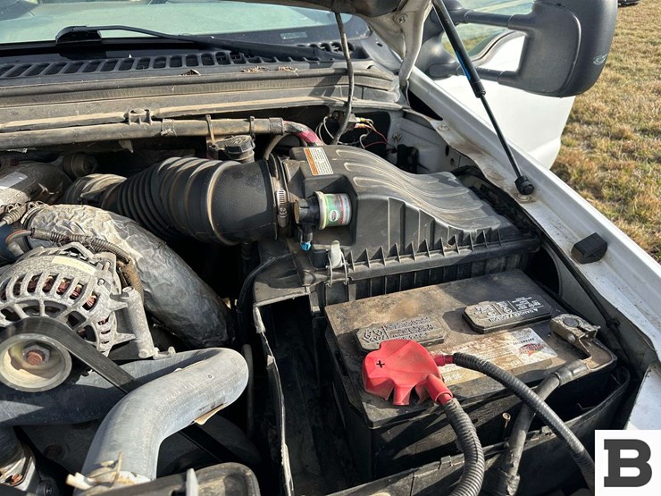 2002-ford-f450-image-25