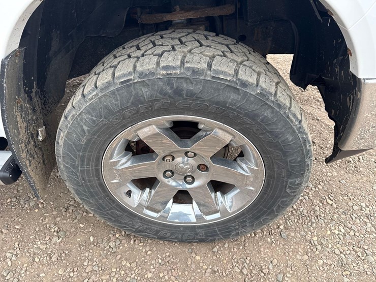 2012-dodge-ram-1500-image-16