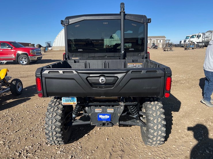 2025-can-am-hd-10-defender-limited-utv-image-6