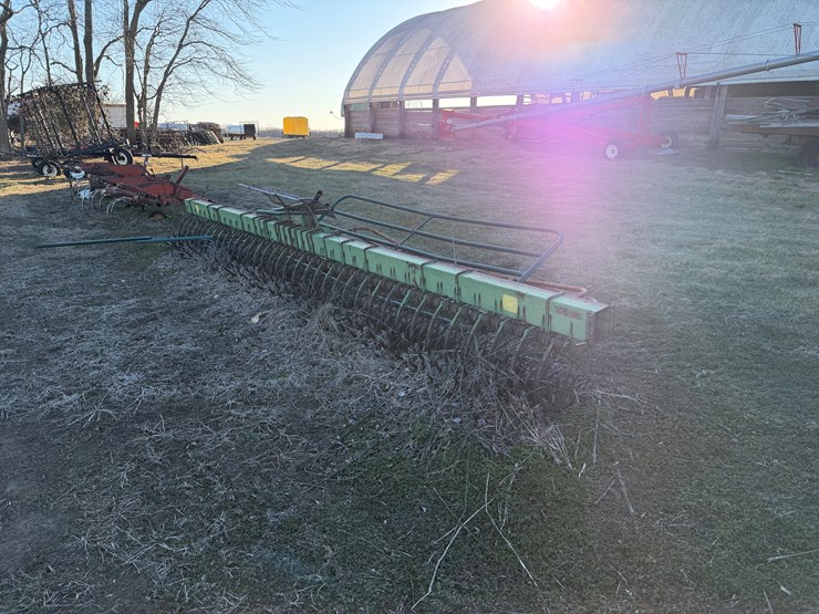 john-deere-400-image-2