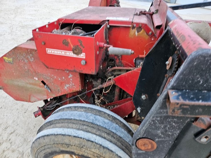 international-881-image-16