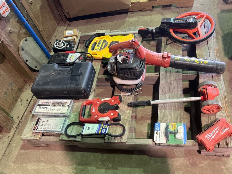 #4022-•-misc-lot-of-assorted-items-image-4