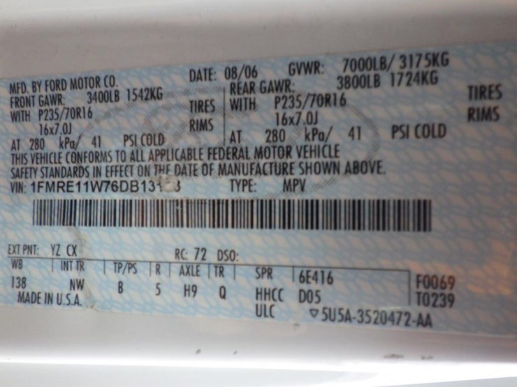 2006-ford-cargo-image-15