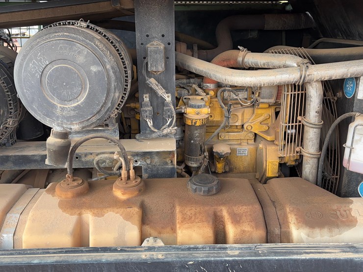 sullair-300hhdpqjd3-air-compressor-image-13