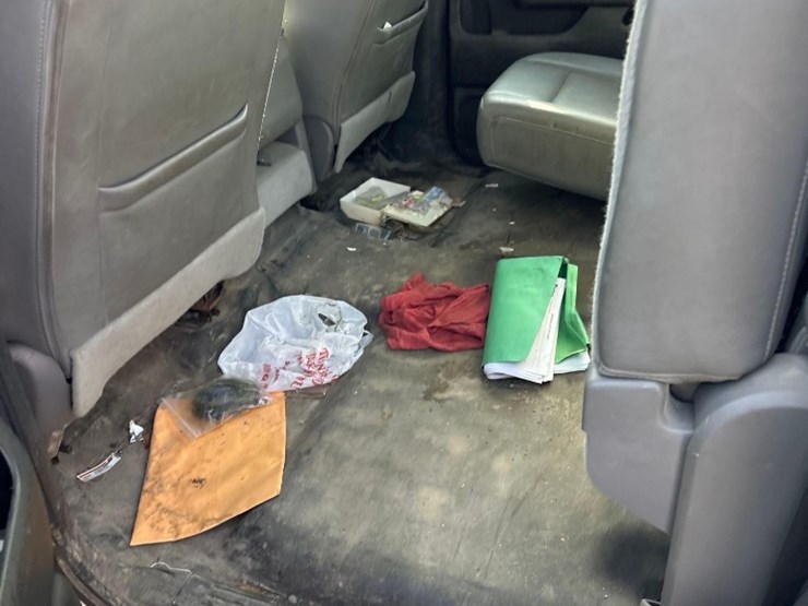 2018-chevrolet-3500hd-image-14