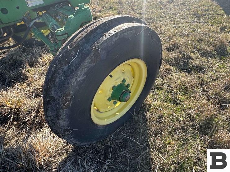 john-deere-2555-image-31