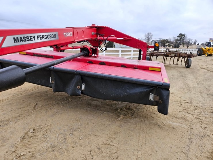 massey-ferguson-1383-image-15
