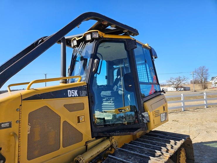 caterpillar-d5k-lgp-image-21
