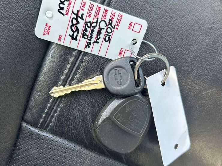 2015-chevrolet-traverse-image-28