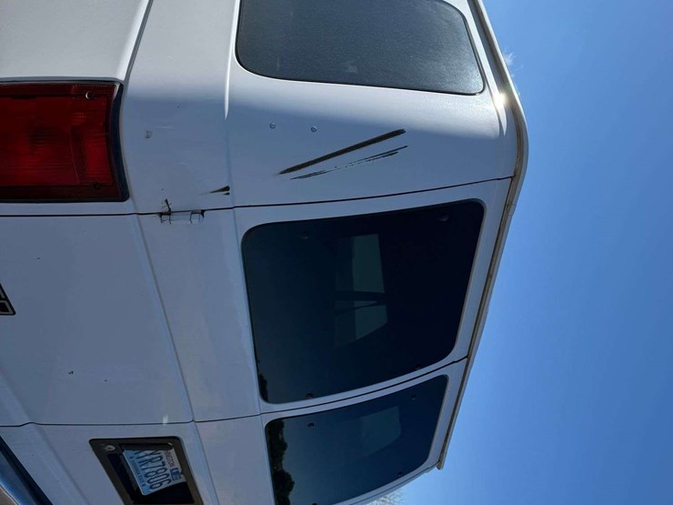 2001-ford-econoline-350-image-15