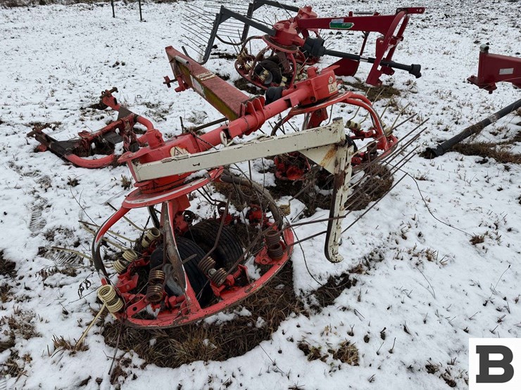 simak-haybob-hm300-tedder-image-2