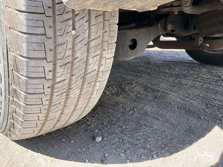 2017-nissan-pathfinder-image-34