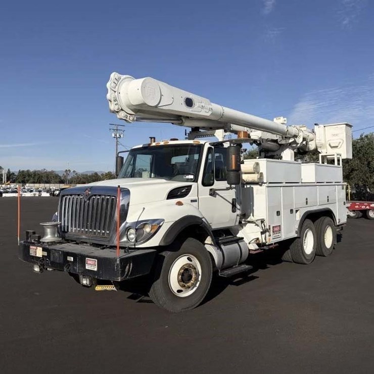 2012 INTERNATIONAL WORKSTAR 7400