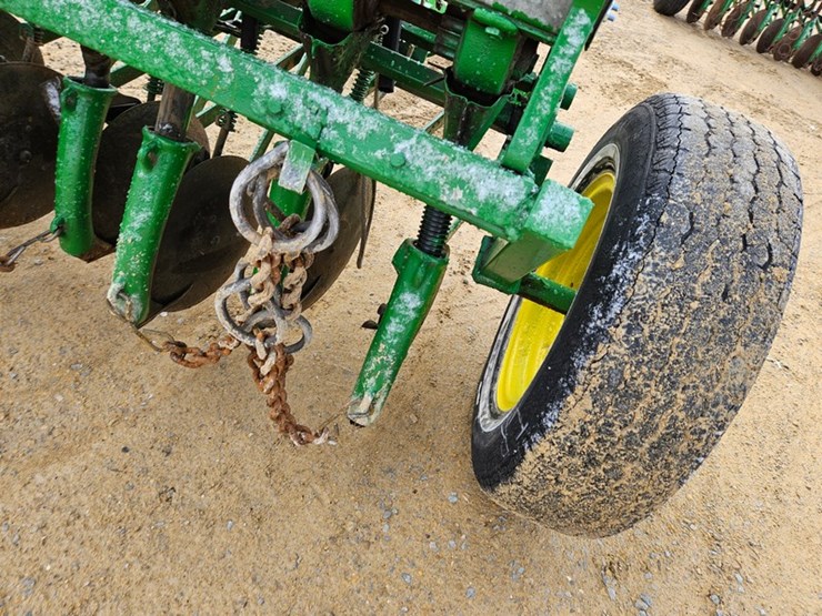 john-deere-5-image-14