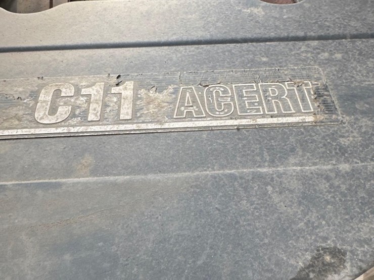 2005-kenworth-t300-image-27