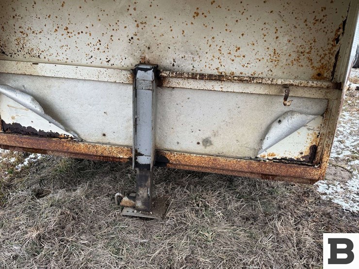 1990-hworl-horse-trailer-image-12