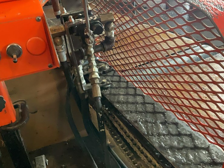 #201-•-live-rollcase-image-14