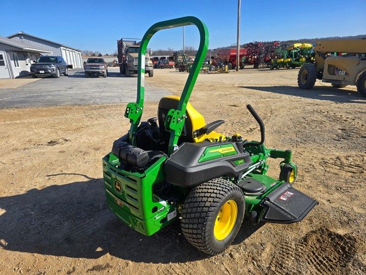 2025-john-deere-z915e-image-5