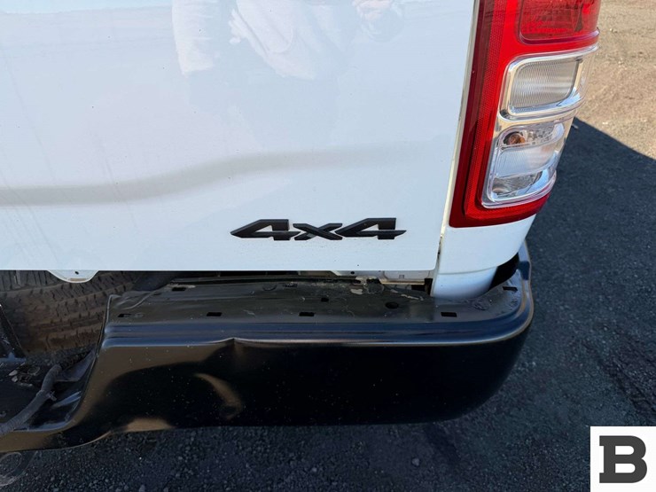 2014-dodge-2500-image-21