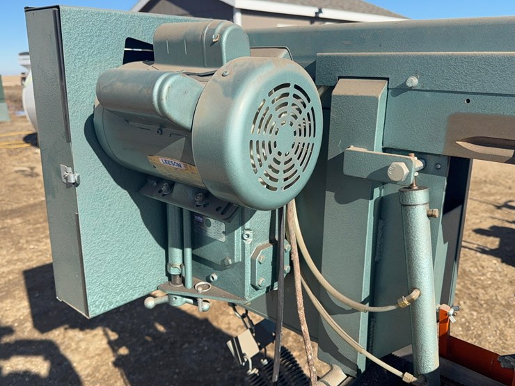 ellis-band-saw-image-11