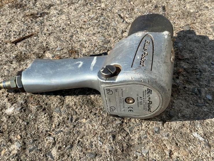 #107-•-blue-point-at-123-1/2”-impact-wrench-image-4
