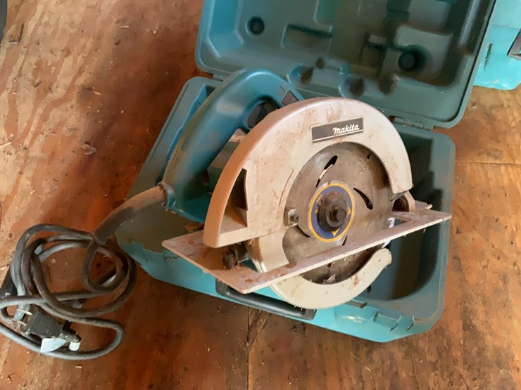 #268-•-makita-circular-saw-image-3