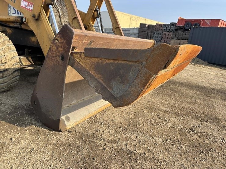 case-570l-xt-image-8