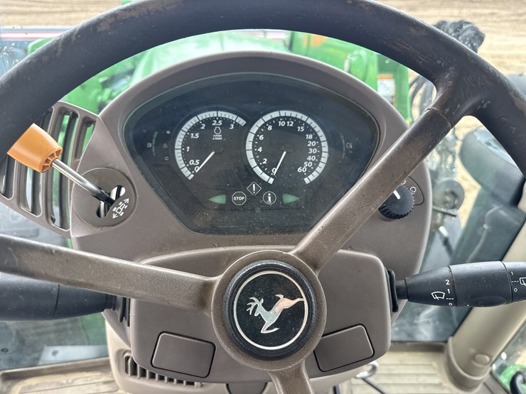 2016-john-deere-6155r-image-15