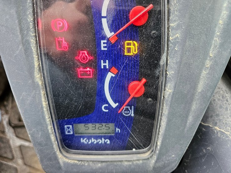 kubota-ssv75-image-20