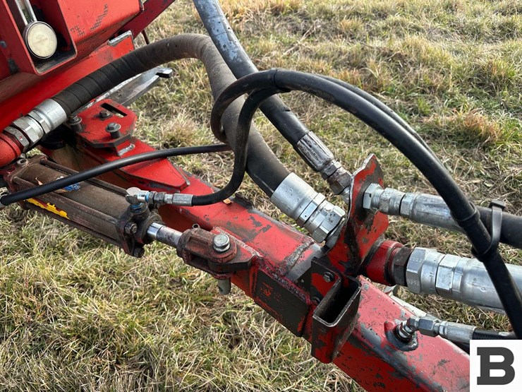 freeman-370t-baler-image-11