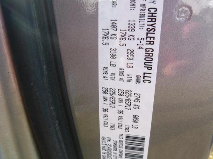 2014-dodge-grand-caravan-image-29