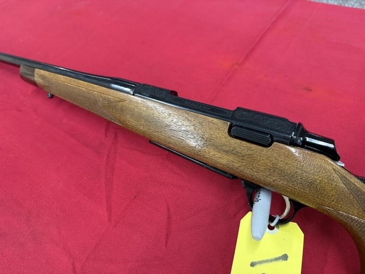 browning-medallion-300-win-mag-rifle-image-6
