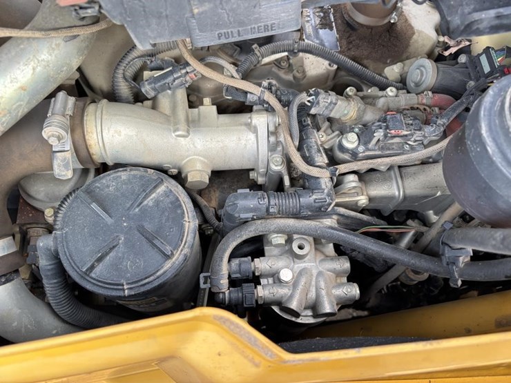 caterpillar-420f2-image-61