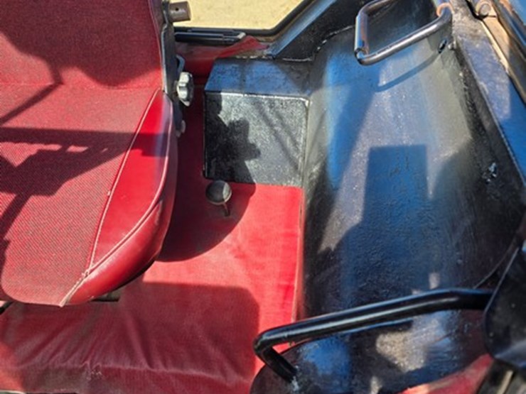 white-2-155-image-25