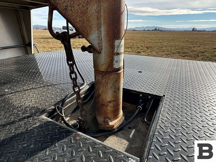 1995-charmac-livestock-trailer-image-9