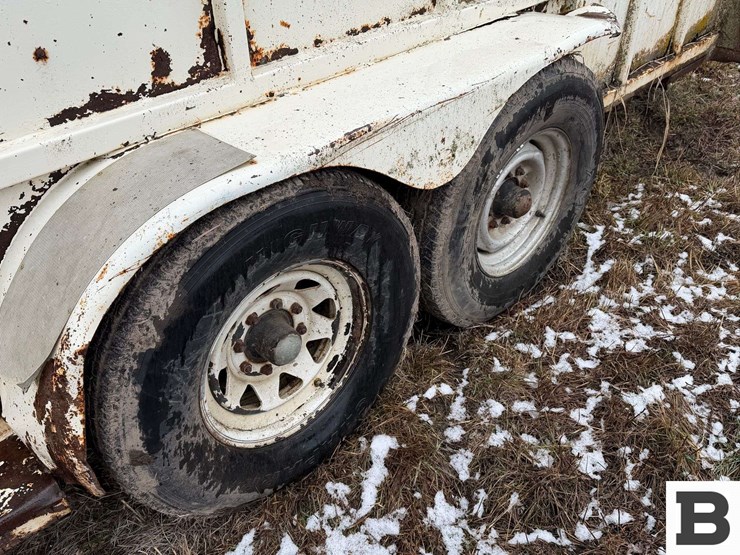 1990-hworl-horse-trailer-image-14