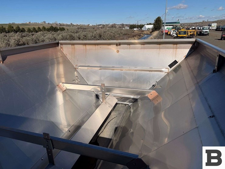 john-deere-4930-image-60