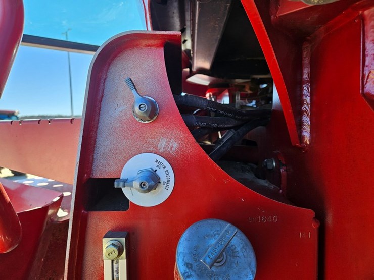 case-ih-375-image-61