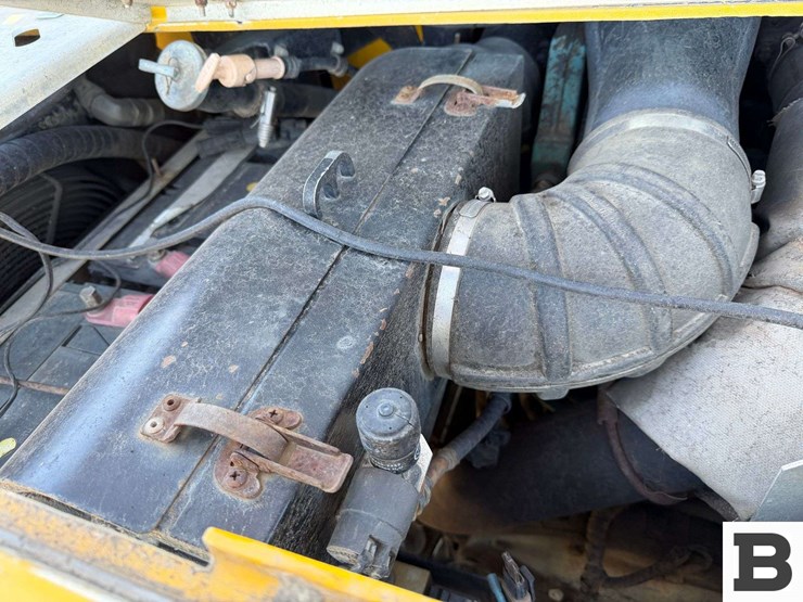 2004-bombardier-br275-image-34