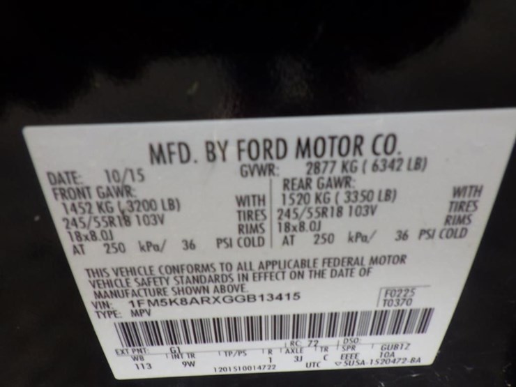 2016-ford-explorer-image-16