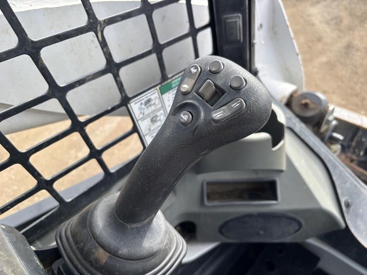 2018-bobcat-t770-image-8