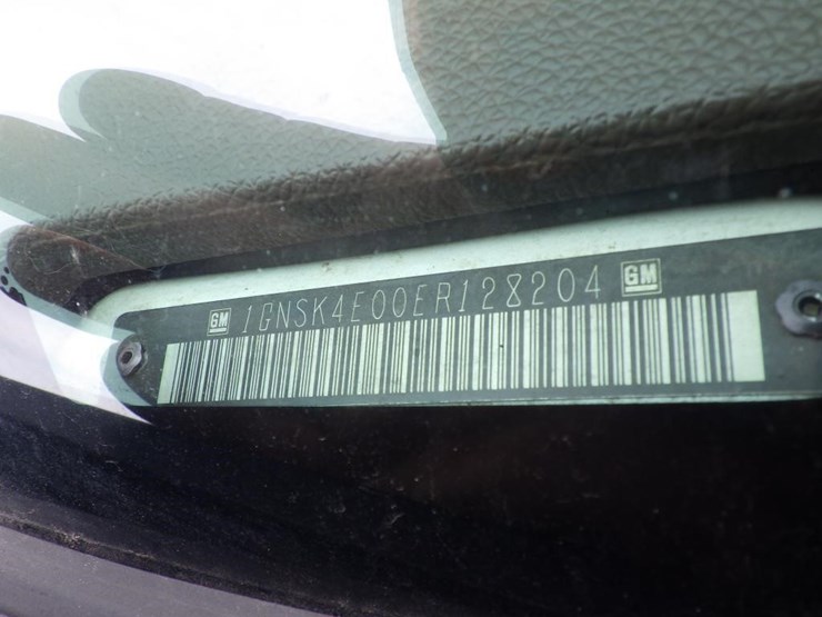 2014-chevrolet-tahoe-image-15