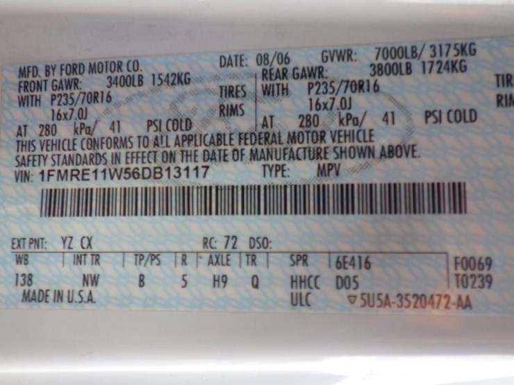 2006-ford-cargo-image-15