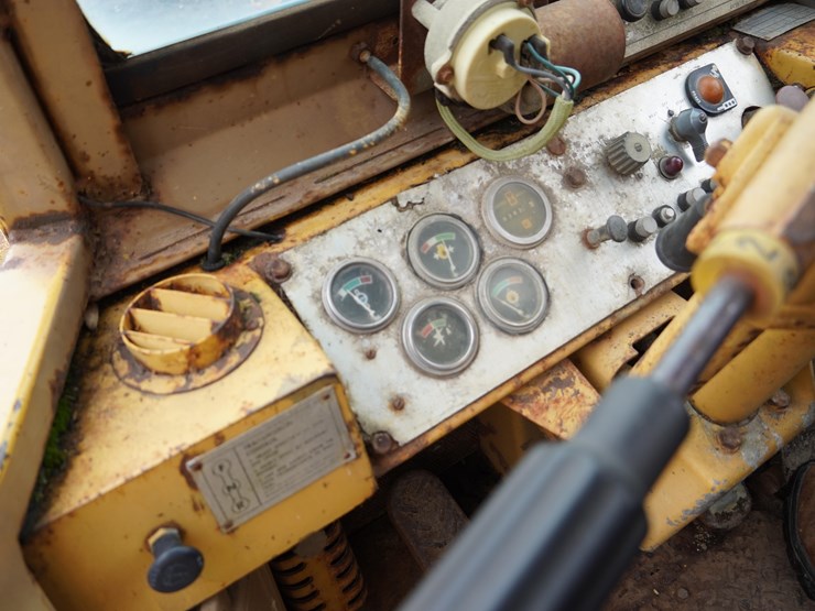 caterpillar-930-image-16